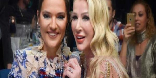 Demet Akal n Ve Seda Sayan Kavgas B y yor Mesajlar If a Oldu lk c 