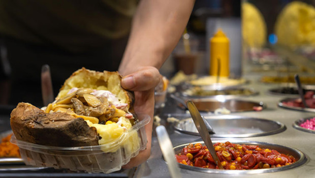 Midye ve kumpir faciası anne ile çocuklarını hayattan koparmıştı… Bu gıdalar nasıl ölümcül hale gelebiliyor? Uzman isim anlattı: Kalıcı hasarlara da neden oluyor