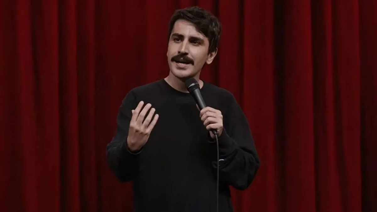 SON DAKİKA… Gösterisinde Kur’an-ı Kerim ile dalga geçmişti! Sözde komedyen Deniz Göktaş tutuklandı